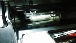 Замена салонного фильтра на Toyota Land Cruiser 200