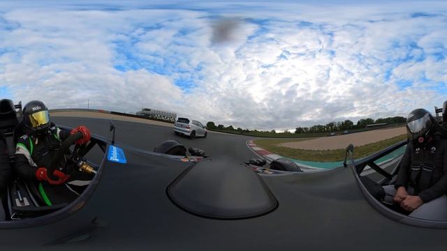 Ariel Atom 4 Oschersleben 1 lap 360° Polybauer track day смотреть онлайн