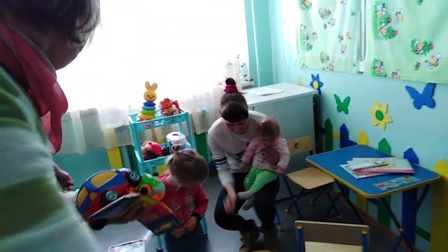 Голос времени поздравляет маленьких пациентов с Днём защиты детей.mp4 смотреть онлайн