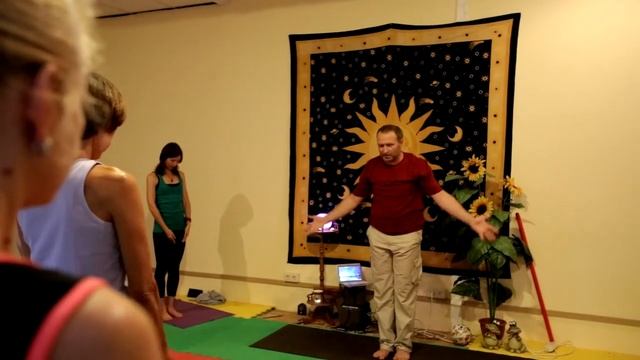 Занятия йогой c Андреем Липенем смотреть онлайн