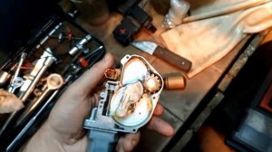 Снимаем и разбираем задний дворник Honda CR-V 2007