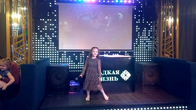 Садриева Камиля - ЭССЭЛЭМЭГЭЛЭЙКУМ Live Сладкая жизнь смотреть онлайн