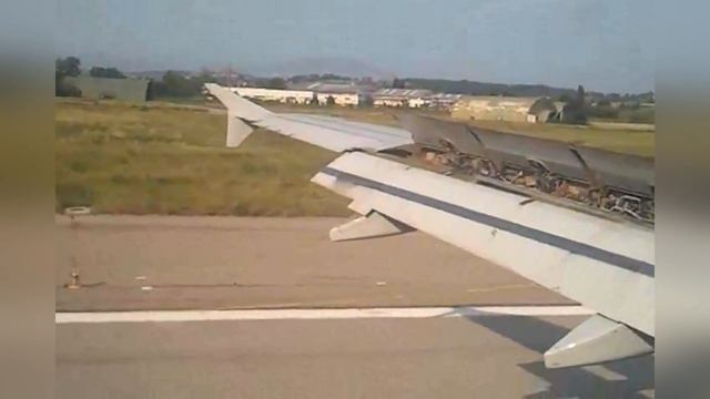 Уральские авиалинии: посадка рейса Екатеринбург - Римини на Airbus A320. Италия | Landing | Italy