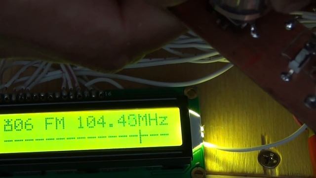 УКВ РАДИОПРИЕМНИК НА ОСНОВЕ ТЮНЕРА АВТОМАГНИТОЛЫ смотреть онлайн