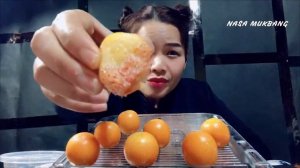 Amazing yummy kumquat orange eating show peel orange with sour style