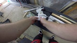 разбираем вилку DNM USD-180 левая нога с пружинками