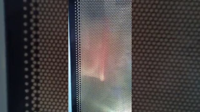 яйцо в микроволновке, egg in a microwave (чётненько яичко разбилось) смотреть онлайн