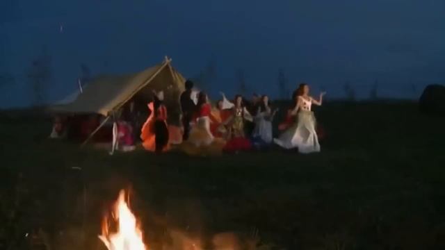 ЦЫГАНСКАЯ ЛЮБОВЬ. Зажигательный цыганский романс!  Музыка Александр Волченко, стихи Мария Шадрина