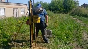 Бурение буровой установкой УКБ 12/25 2 скважины по 10 метров