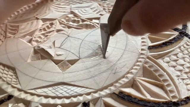 Вырезаем сервировочную доску