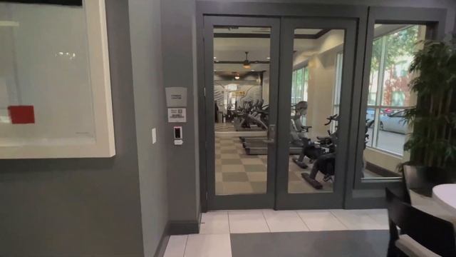 Обзор квартиры в центре Хьюстона| 1 bedroom apartment tour смотреть онлайн