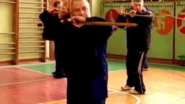 Школа Taichi Wu Dao  Форма - меч. Запись видео - февраль 2009 года."