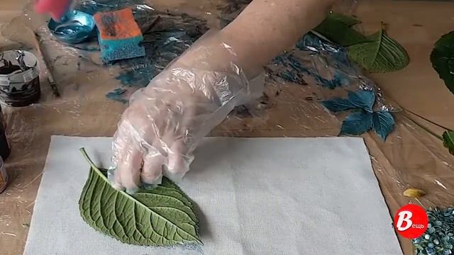 Взяла листья, краску и сделала несмываемый рисунок на ткани смотреть онлайн