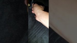 Откуда вода в салоне.мокрый пол на Ланд Ровер Дискавери 3 без люка.Решение вопроса.быстро и самому.