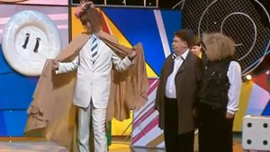 Песенка евро.  Кривое зеркало.  1 января День единой европейской валюты.