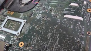 Ноутбук HP 6820s Сильно гудит и греется.