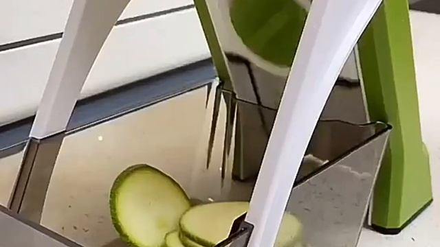 Лайфхаки для кухни как быстро нарезать картофель кабачок Лучшие приспособления для мытья посуды смотреть онлайн