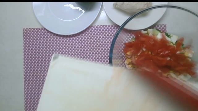 Из этих простых продуктов и авокадо получается вкусный, яркий, полезный салат на новогодний стол. смотреть онлайн