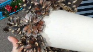 НОВОГОДНИЕ ПОДЕЛКИ из природных материалов. Елка из шишек своими руками.