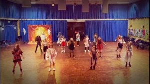 Halloween Dance Routine 'The Ghost' NIVIRO || Dance 2 Enhance Academy