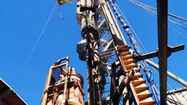 Нефтяная буровая установка!) обзор!))))