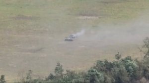 Кадры уничтожения бронетехники хохлов огнем российской артиллерии на Запорожском направлении.