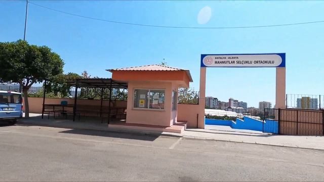 ОБЗОР РАЙОНА МАХМУТЛАР В АЛАНИИ. ВКУСНО ПОЕЛИ ЗА 25 ЛИР. РУССКАЯ ДЕРЕВНЯ В ТУРЦИИ