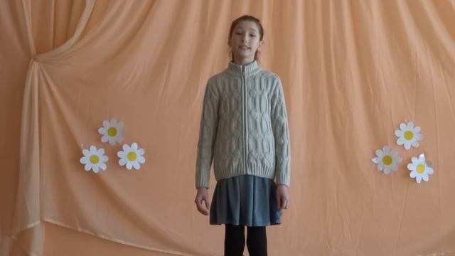 Яна Соловьева читает произведение «Весенняя гроза (Люблю грозу в начале мая…)» Ф. И. Тютчева