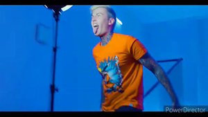 трек Один дома от Димы Евтушенко