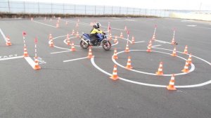 Автодром СтартАвто. Упражнение № 3   ''Габаритная восьмерка'