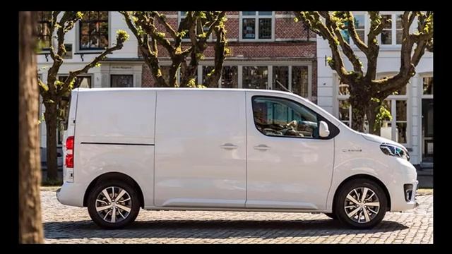 Обзор электрокара Toyota ProAce Electric смотреть онлайн