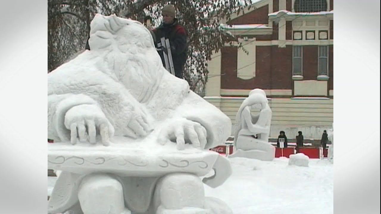 Новосибирск зимой. Снежные скульптуры в 2006 году