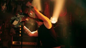 Joan Jett & The Blackhearts "Cherry Bomb" Guitar Center Sessions on DIRECTV