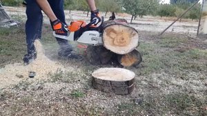 Stihl ms270c chainsaw