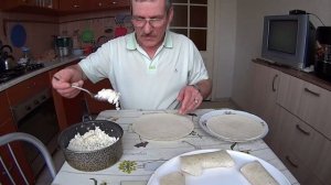 ТРУБОЧКИ ИЗ ЛАВАША С ТВОРОГОМ И БАНАНОМ