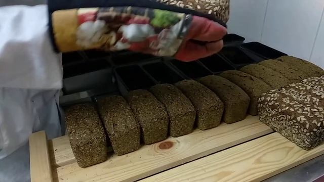 Металлические формы Л-12 со специальным покрытием "Анти-тефлон", выпечка хлеба.