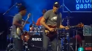 Stanley Clark, Marcus Miller & Victor Wooten - Beat It