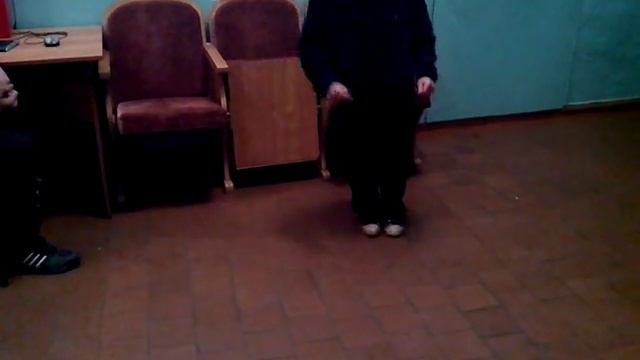 Пацан учит шафл смотреть онлайн