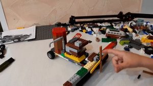 Джон Дир Комбайн из лего