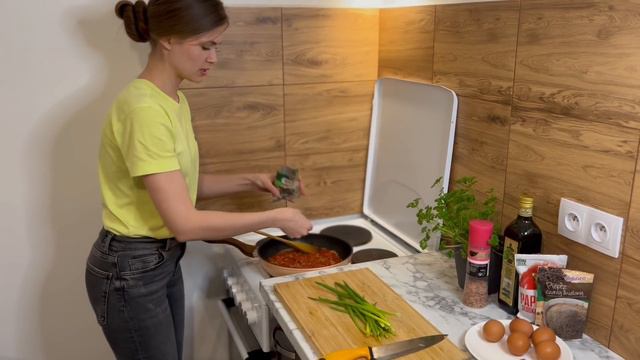 Шакшука - наш улюблений і дуже простий сніднок смотреть онлайн