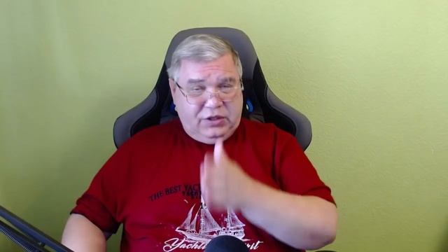 Дима Новоженин