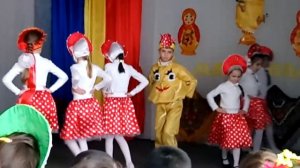 Танец " Самовар с чашками"