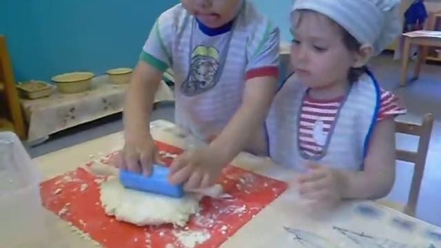 Готовим творожное печенье с шоколадом (Мастерская знаек, Екатеринбург) смотреть онлайн