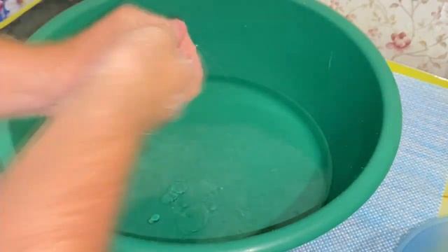 Советы женщинам по уходу за руками после дачных работ! Жизнь научила летним хитростям! смотреть онлайн