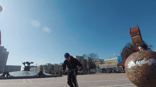 VLOG Делаем трюки на самокате в стрите, вернул старую доску (Aztek Fountain), как я бросил BMX смотреть онлайн