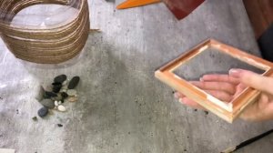 ВАЗА ИЗ ПЛАСТИКОВОЙ БУТЫЛКИ ВАЗА СВОИМИ РУКАМИ. ИДЕЯ ДЛЯ ДАЧИ