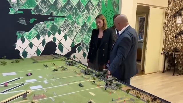 Колледж полиции посетило руководство центра «Авангард»
