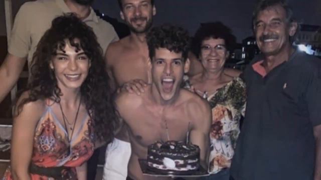 Кто с кем? Акын Акынозю и Эбру Шахин личная жизнь смотреть онлайн