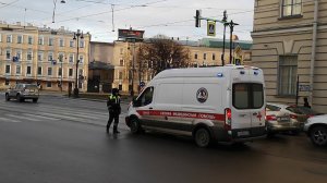 Полиция не пропустила скорую из-за перекрытия для кортежа в Санкт-Петербурге
