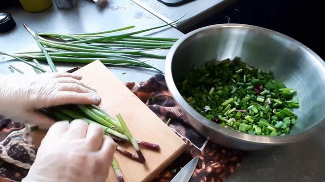 Вырастили сами:  ЗЕЛЁНЫЙ ЛУК